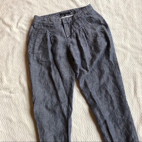 Theory Grey Pleated Tapered Career Style Pants Womens 2 Slacks Trousers Office - Picture 3 of 8